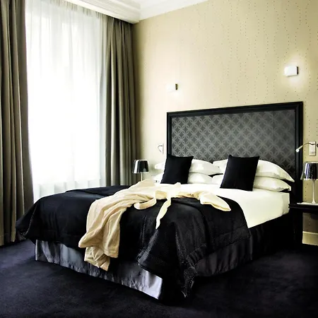 Le Mathurin & Отель Париж