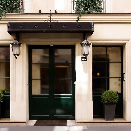 Le Mathurin & 4* Párizs