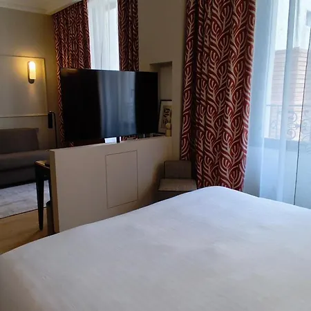Hotel Le Mathurin Parigi
