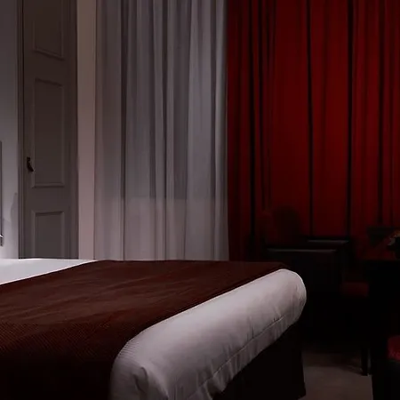 Le Mathurin 4* Parigi