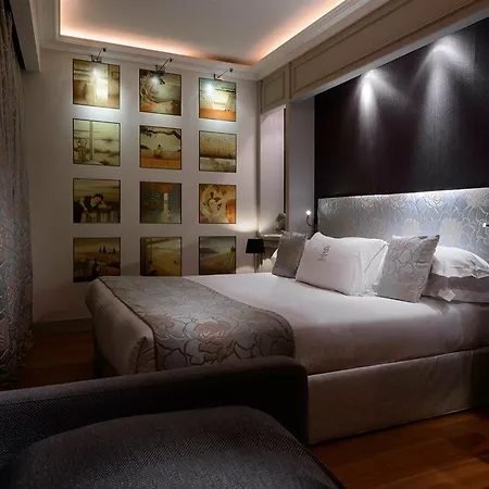 Le Mathurin & 4* Párizs